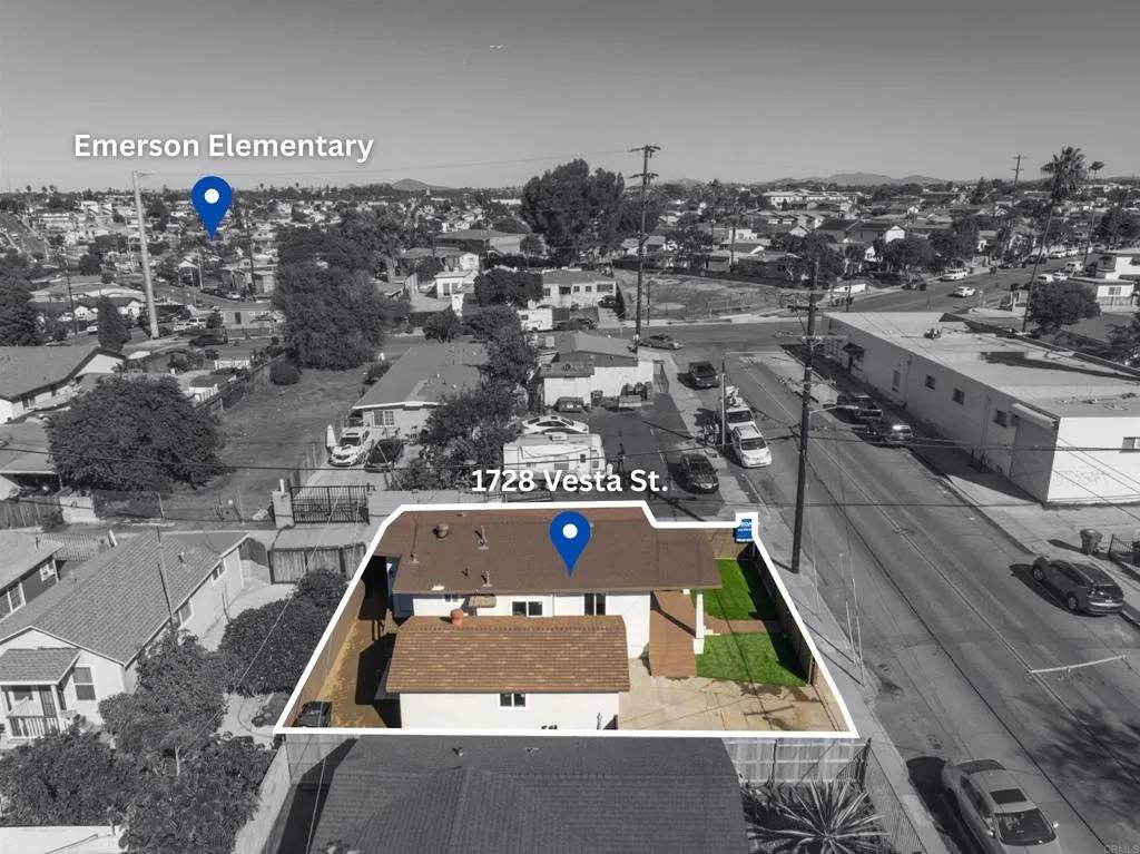 Logan Heights, CA 92113,1728 Vesta st