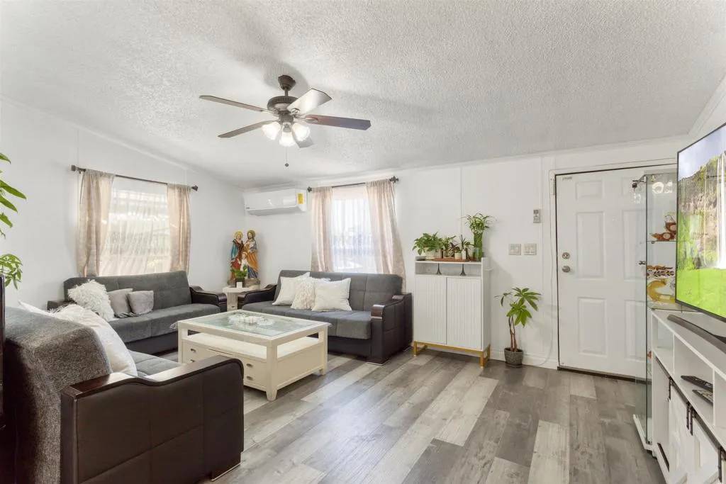 El Cajon, CA 92021,12970 Highway 8 Business