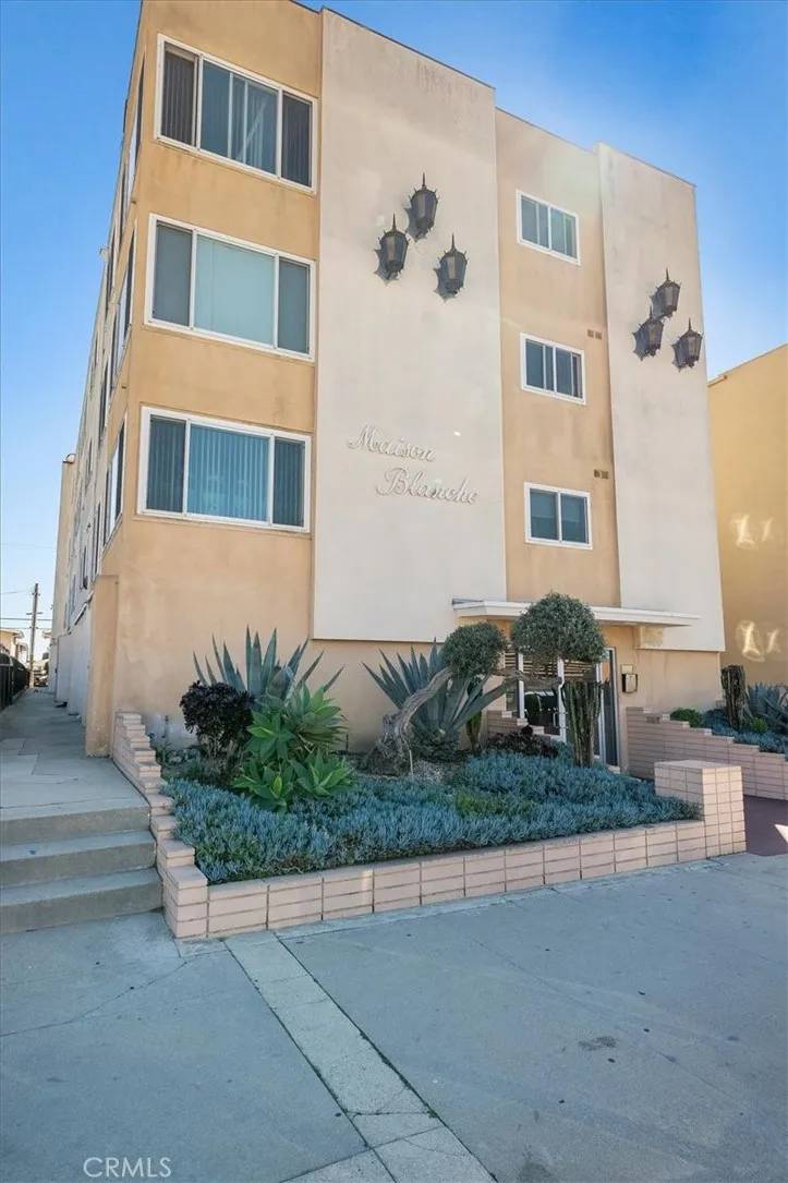 Inglewood, CA 90301,324 E Spruce Avenue #11