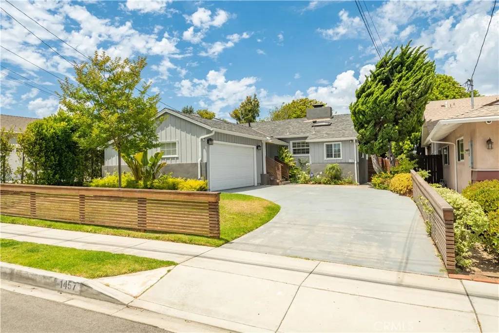 Manhattan Beach, CA 90266,1457 2nd Street