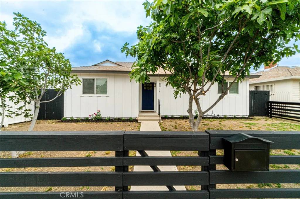 Reseda, CA 91335,18914 Saticoy Street