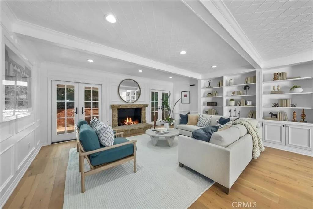 Rolling Hills, CA 90274,1 Outrider Road