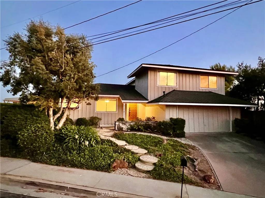 Rancho Palos Verdes, CA 90275,3608 Greve Drive