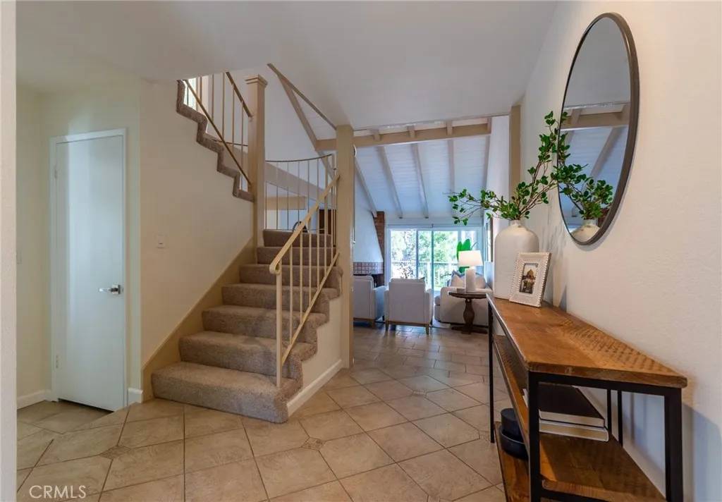 San Juan Capistrano, CA 92675,32432 Lookout Court