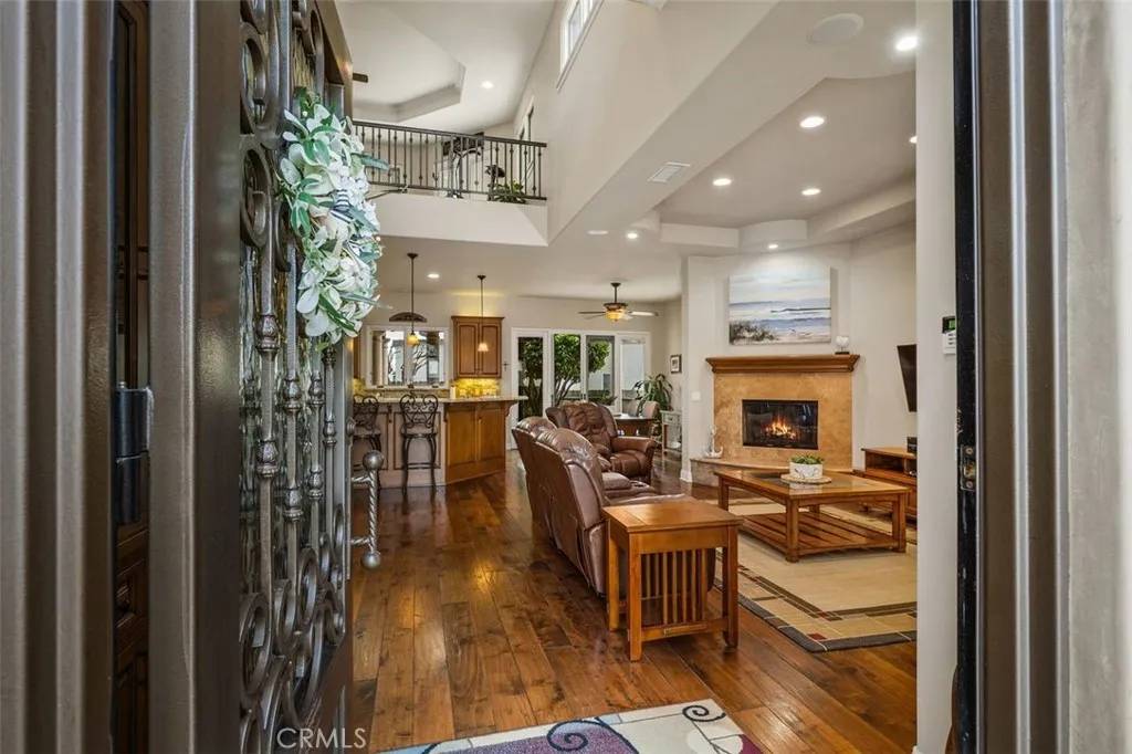 Hermosa Beach, CA 90254,662 25th Street
