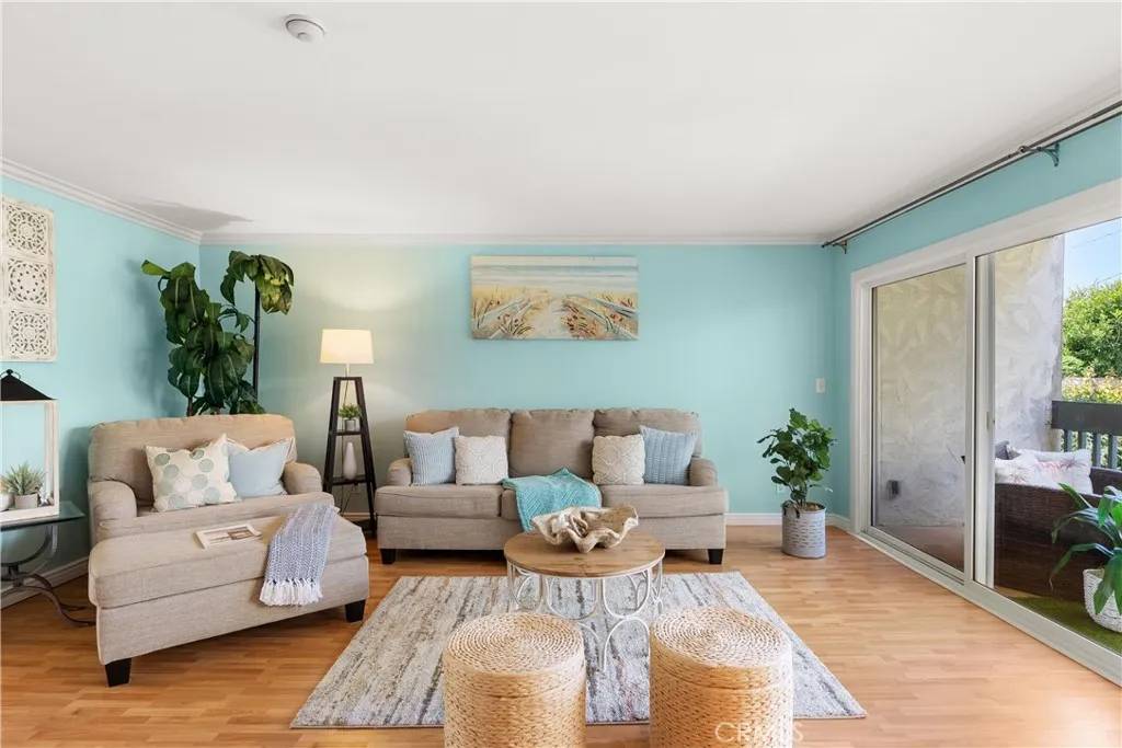 Redondo Beach, CA 90277,810 Camino Real #104