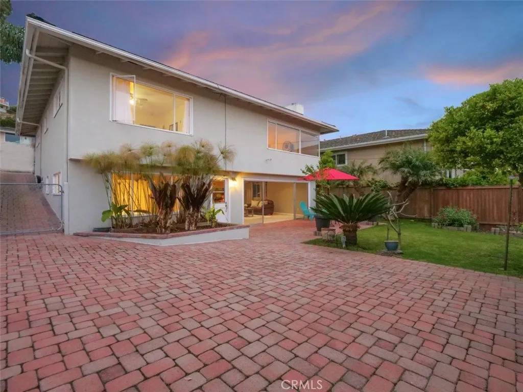 Palos Verdes Estates, CA 90274,1621 Espinosa Circle