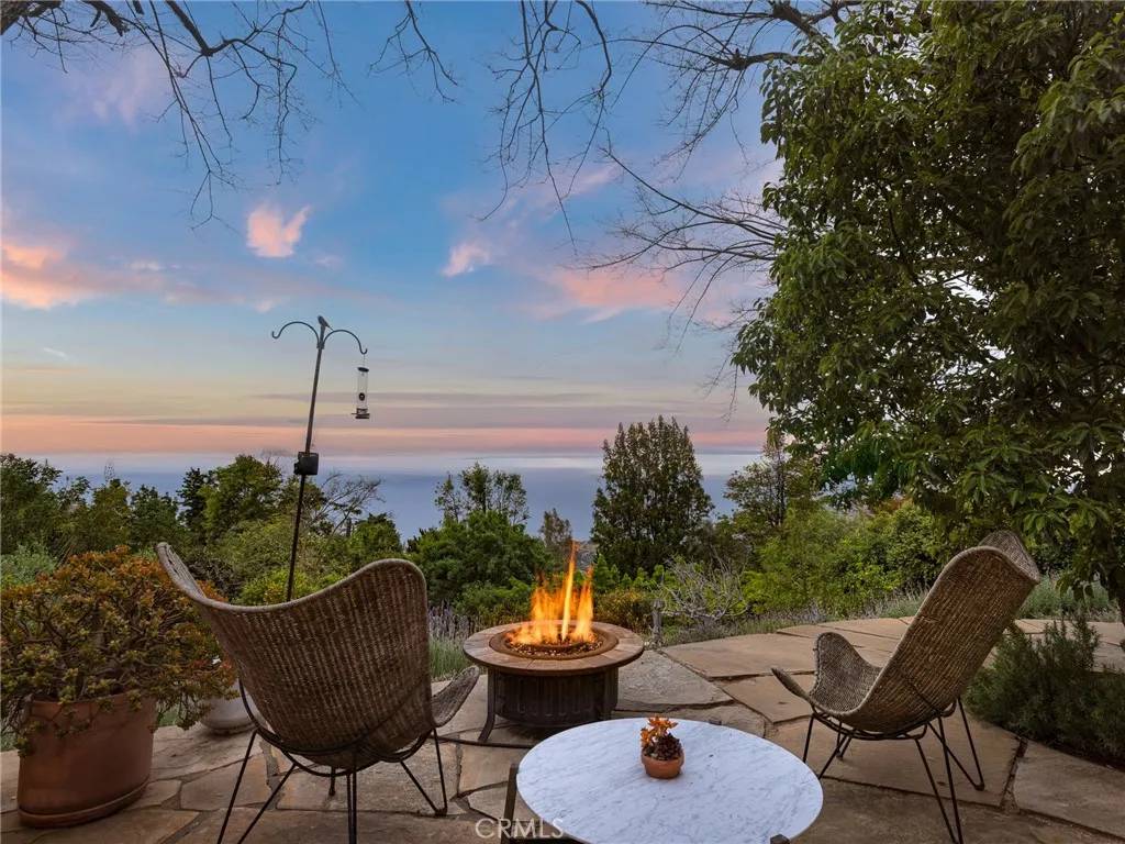 Rolling Hills, CA 90274,7 Cinchring Road