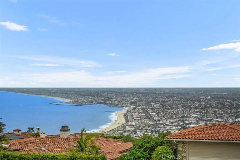 Palos Verdes Estates, CA 90274,953 Via Del Monte