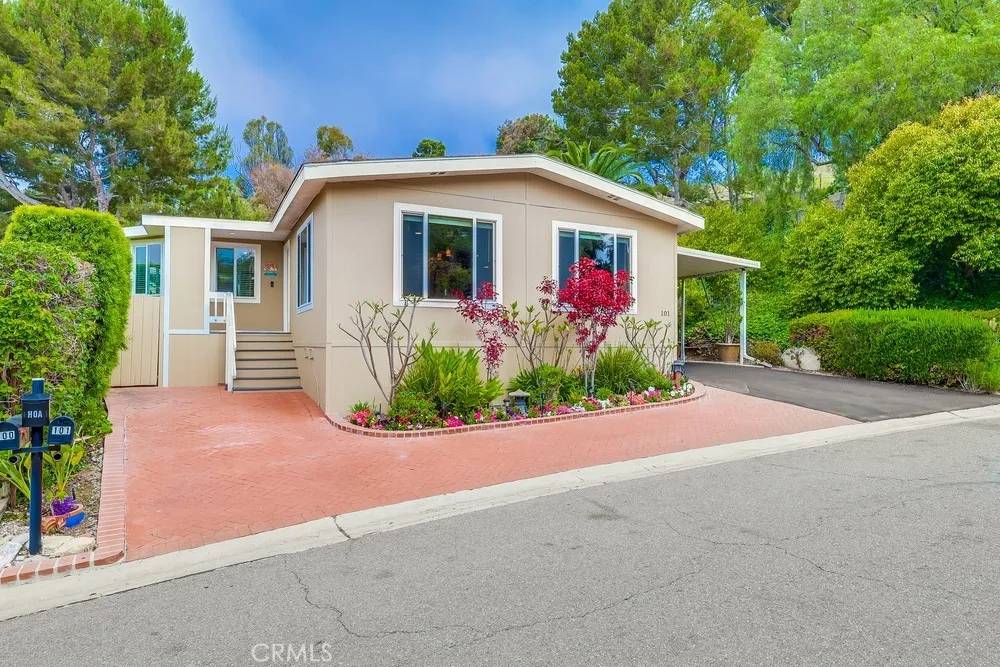San Pedro, CA 90732,2275 25TH West #101