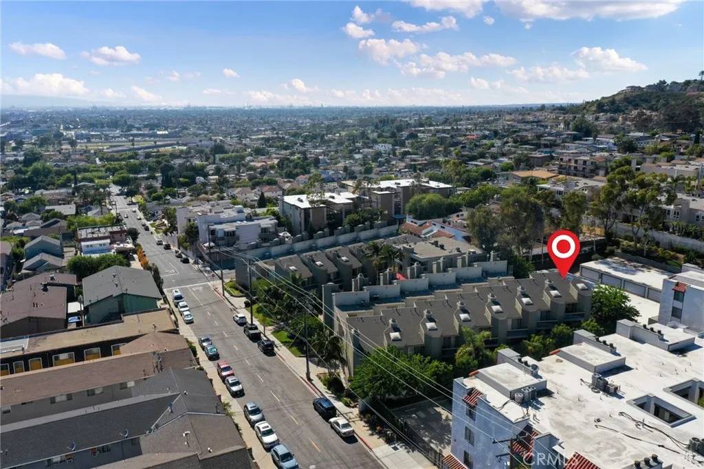 Signal Hill, CA 90755,2601 E 19th Street #30