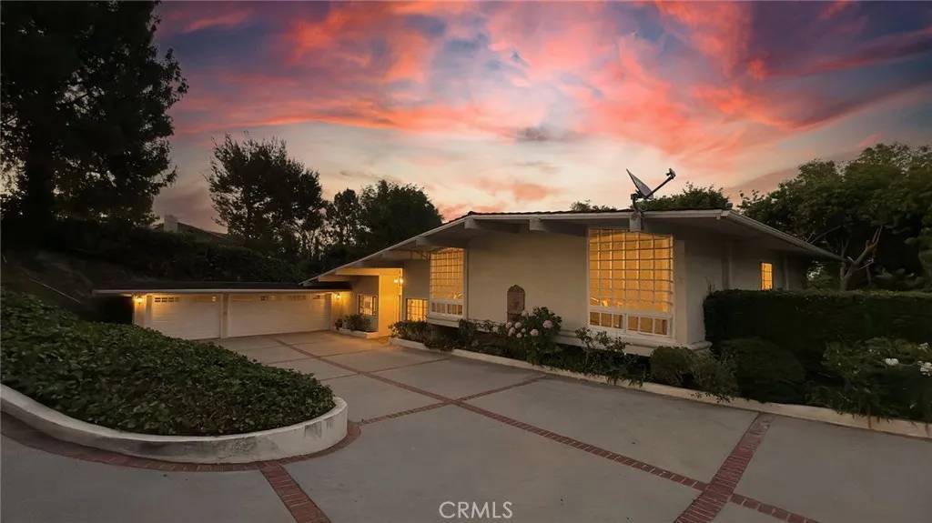 Rolling Hills Estates, CA 90274,12 Pinto Lane