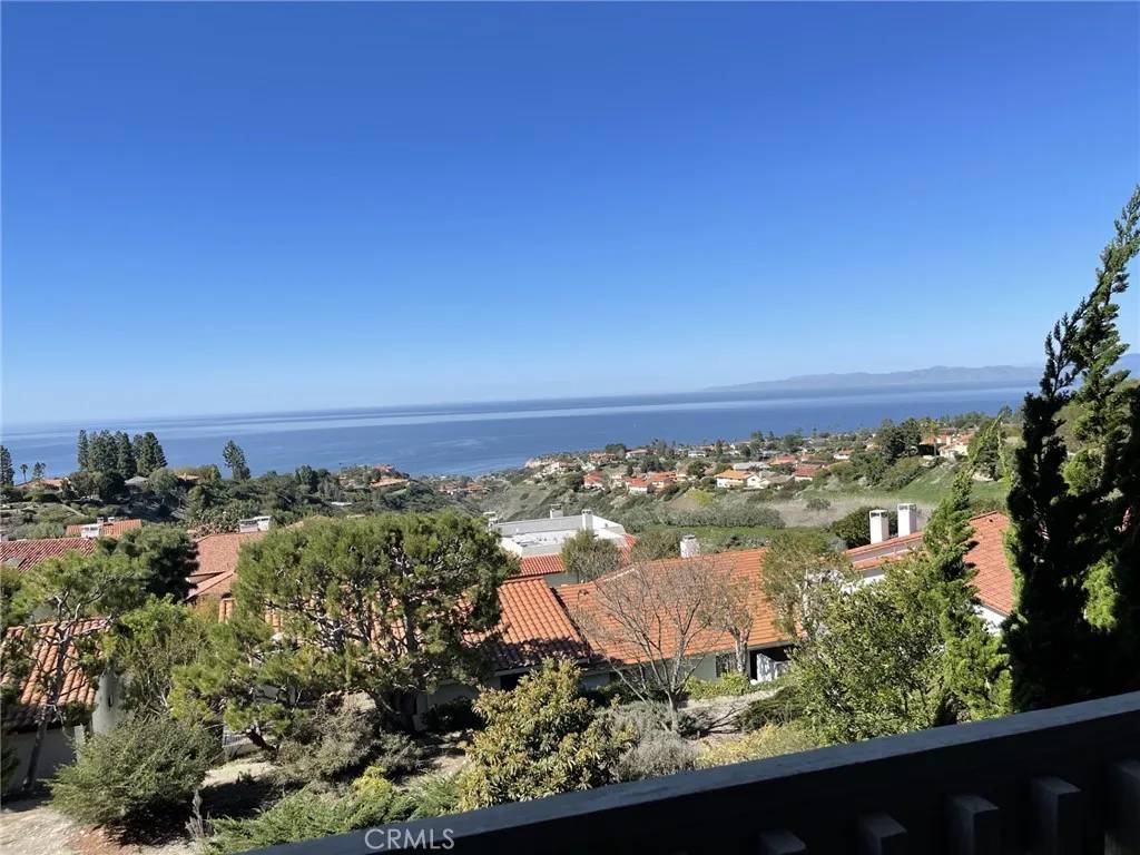 Rancho Palos Verdes, CA 90275,6542 Ocean Crest Drive #C104