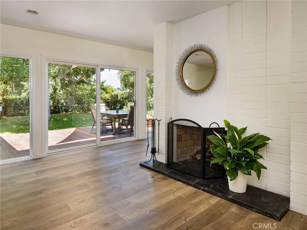 Rancho Palos Verdes, CA 90275,2049 Avenida Aprenda