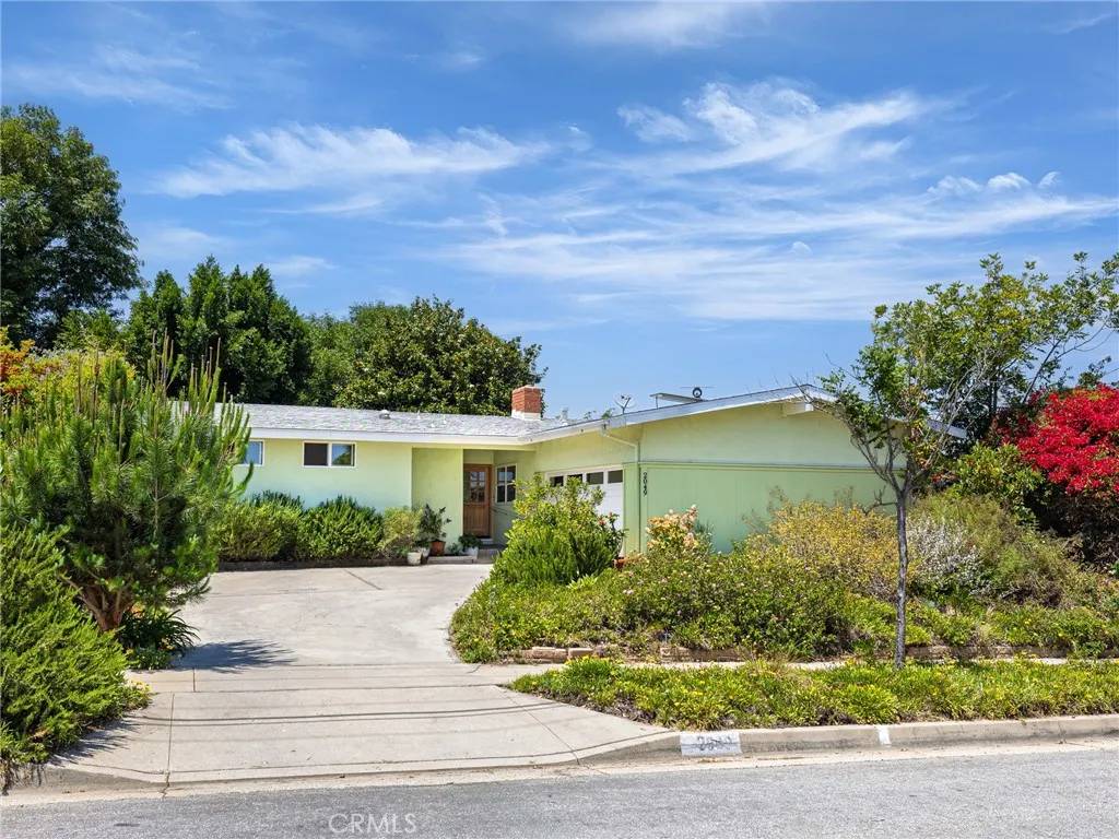 Rancho Palos Verdes, CA 90275,2049 Avenida Aprenda