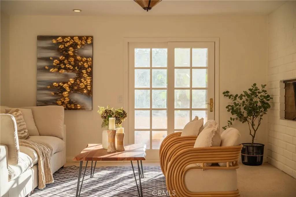 Beverly Hills, CA 90210,9472 Rembert Lane