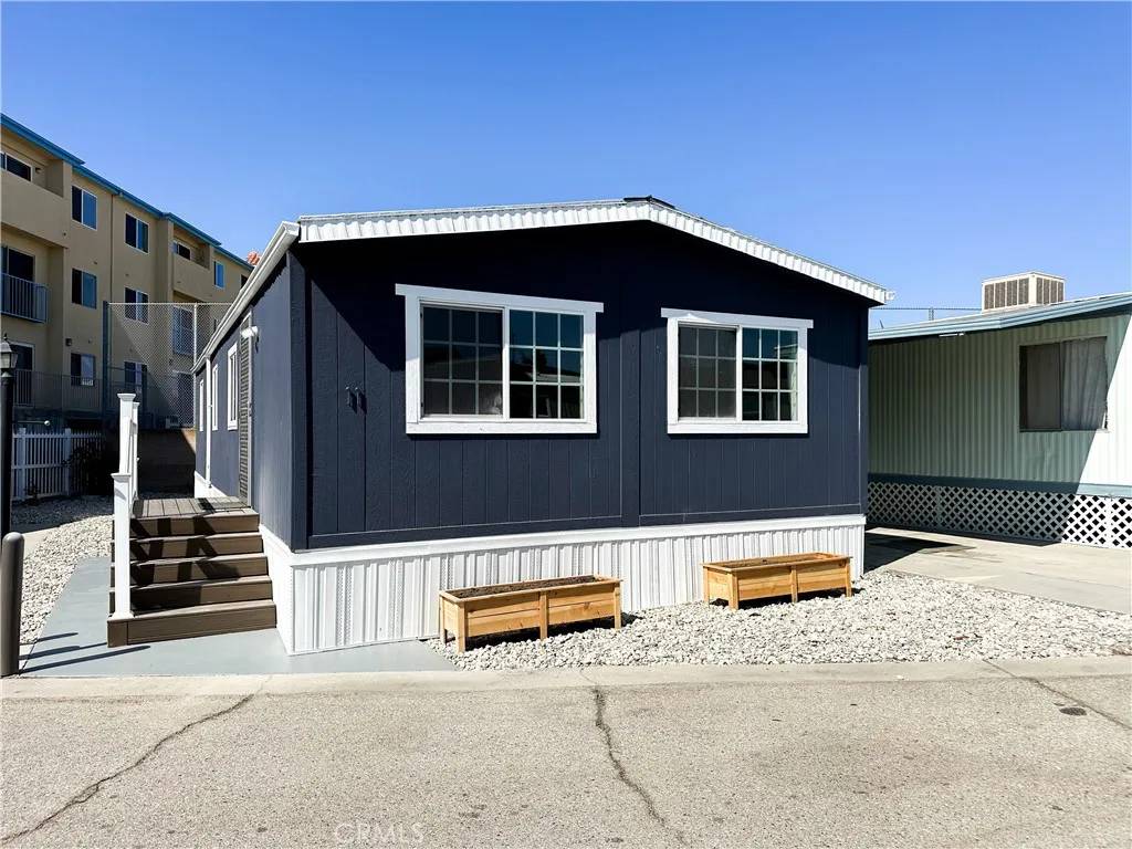 Lomita, CA 90717,2436 Lomita #11