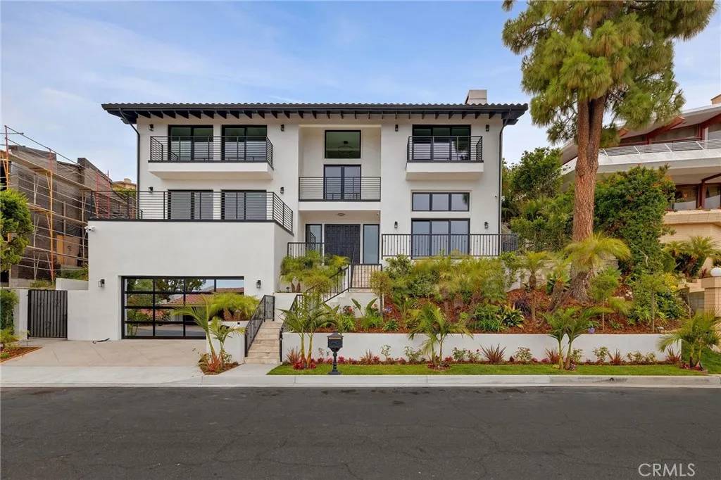 Palos Verdes Estates, CA 90274,1253 Via Landeta