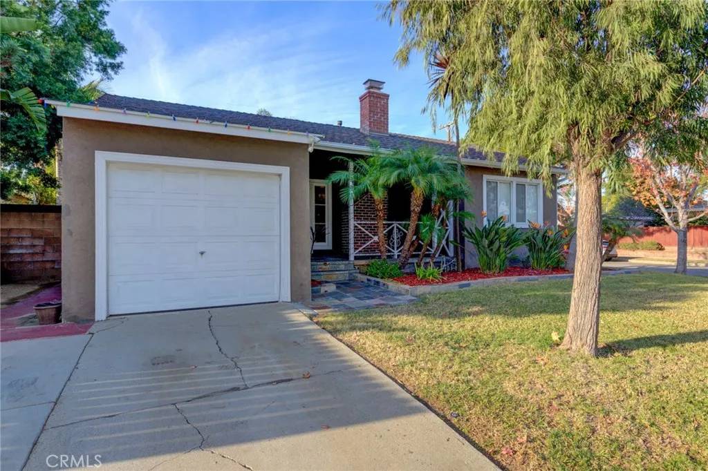 Long Beach, CA 90808,3411 N Los Coyotes Diagonal