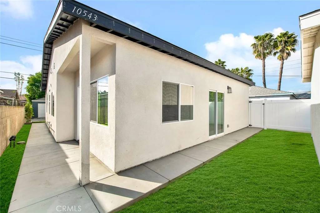 Stanton, CA 90680,10541 Flower Avenue