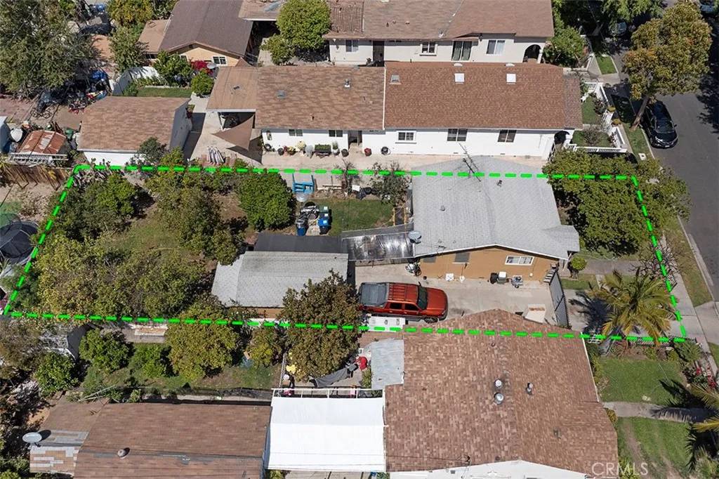 Santa Ana, CA 92707,2046 Evergreen Street