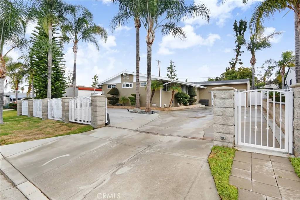La Puente, CA 91744,17003 Lawnwood Street