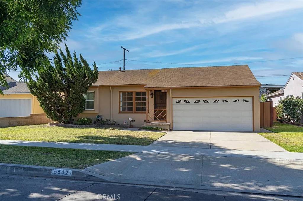 Long Beach, CA 90808,5542 E Conant Street