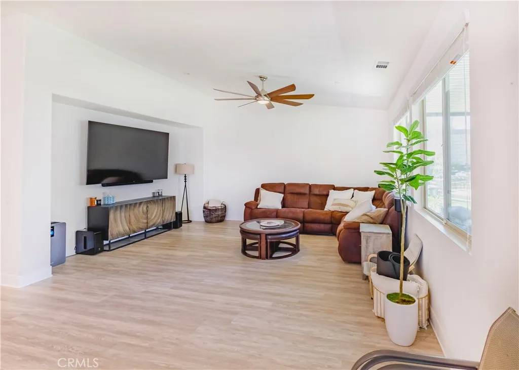 Lake Elsinore, CA 92532,36649 Lobelia Court