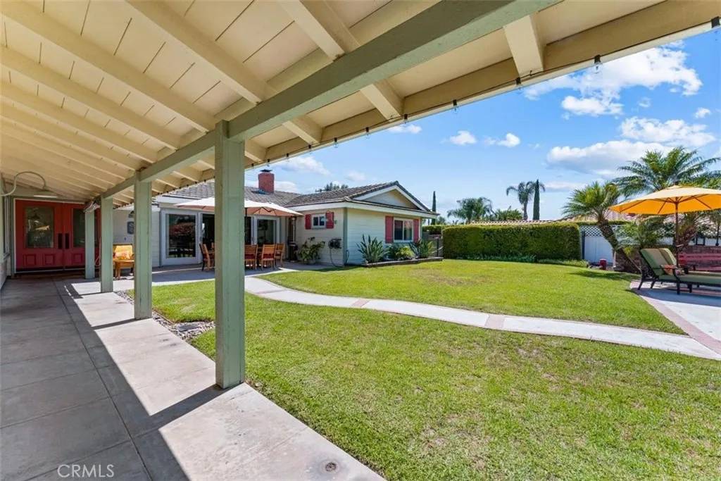 La Habra Heights, CA 90631,132 E Avocado Crest Road