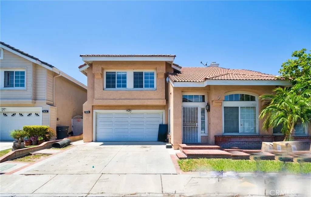 Buena Park, CA 90621,5621 Rostrata Avenue