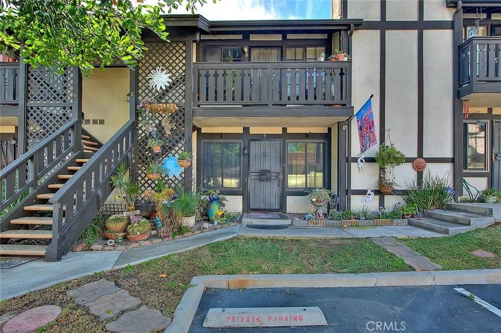 La Habra, CA 90631,351 S Monte Vista Street #7