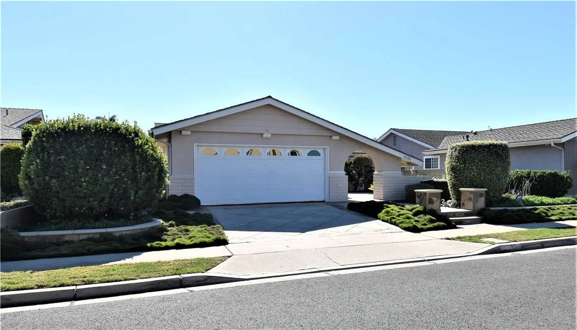 Seal Beach, CA 90740,4624 Ironwood Avenue