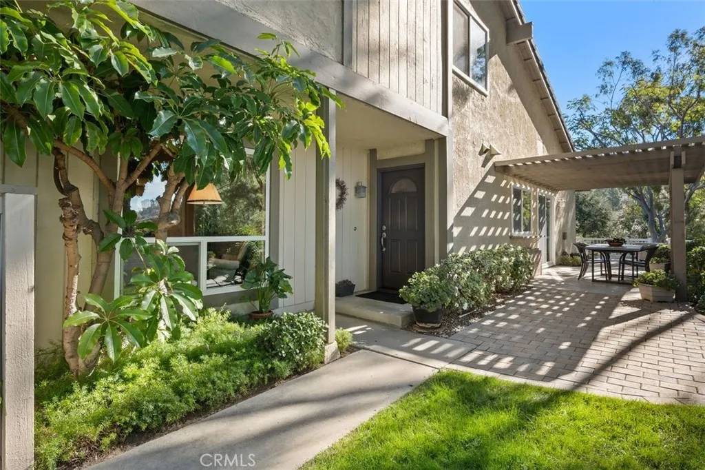 Anaheim Hills, CA 92807,996 S Ridgecrest Circle