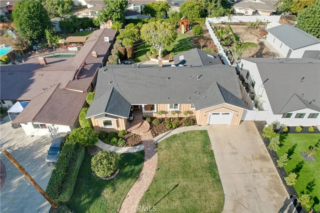 La Habra, CA 90631,11081 Magda Lane