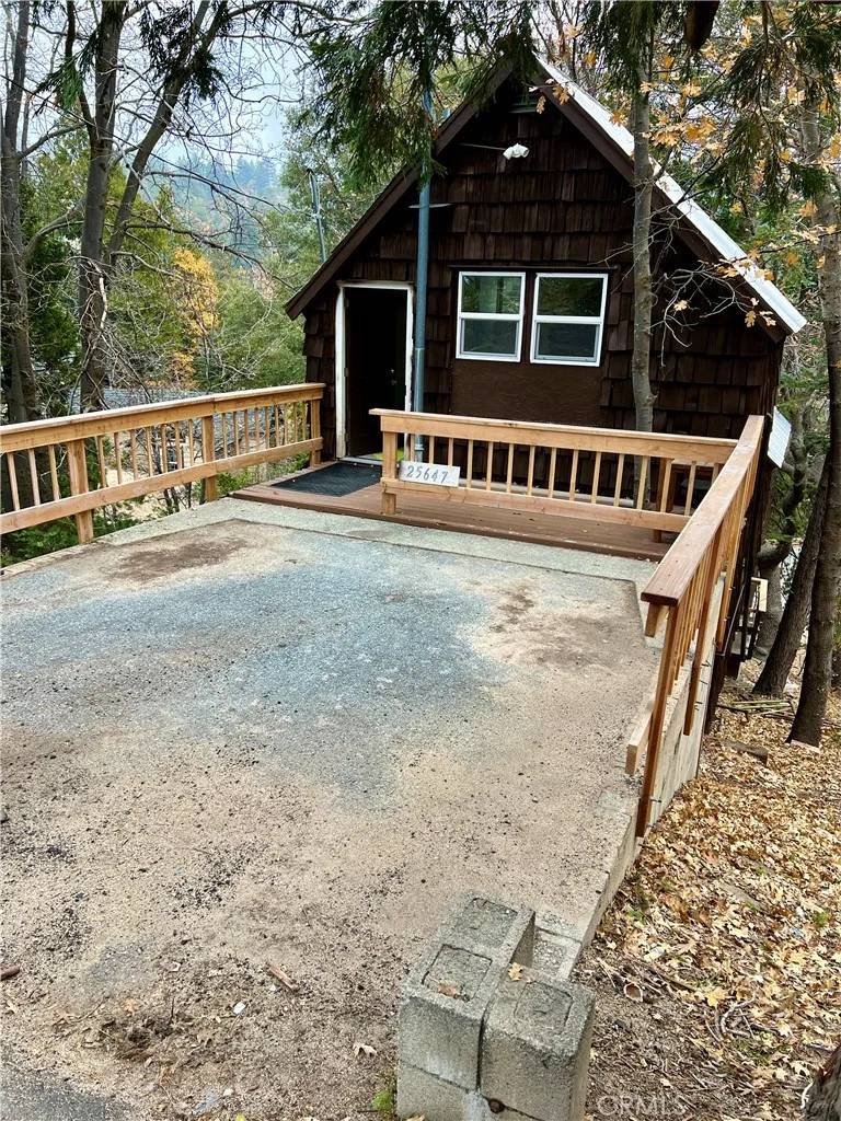 Twin Peaks, CA 92391,25647 Lo Lane