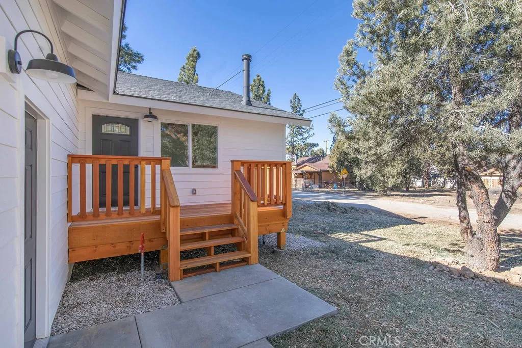 Big Bear City, CA 92314,901 Ash Lane Lane