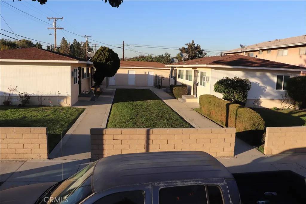 Paramount, CA 90723,8015 1st Street