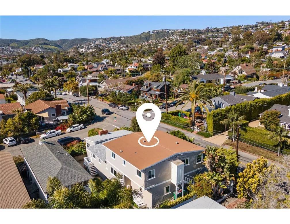 Laguna Beach, CA 92651,1909 Glenneyre Street