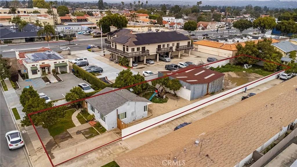 Tustin, CA 92780,135 S Myrtle Avenue
