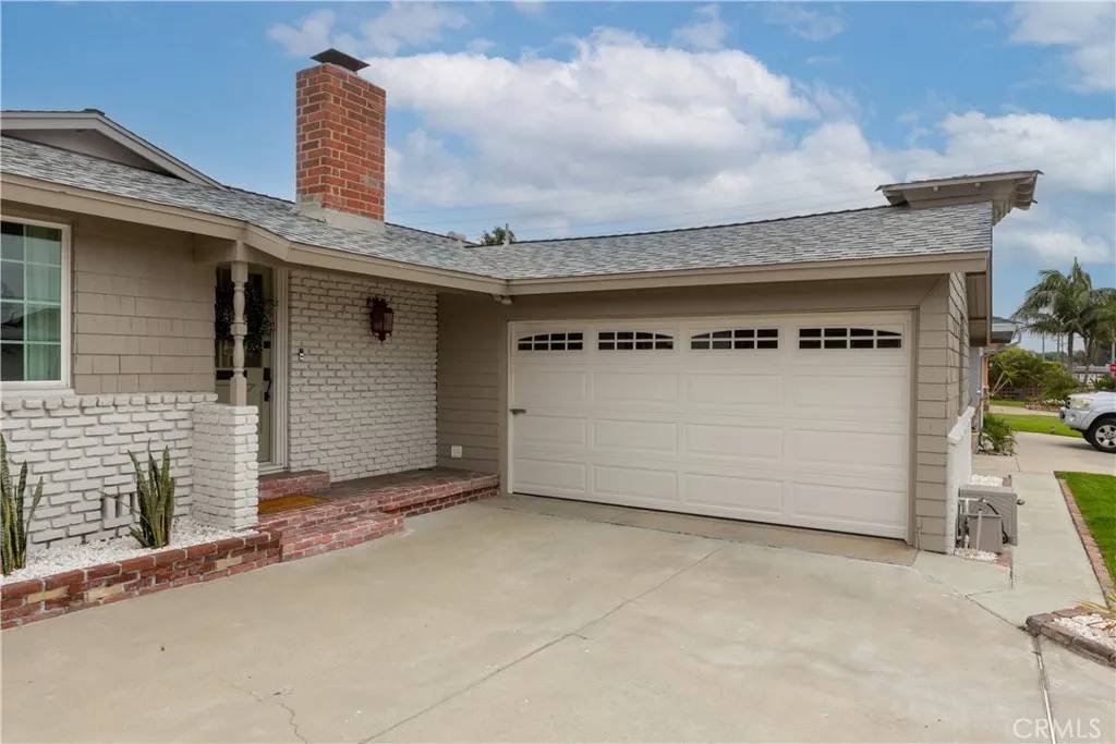 Paramount, CA 90723,7119 Cortland Avenue