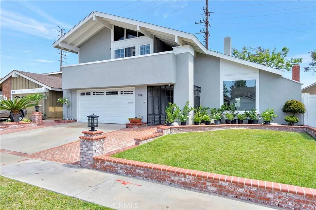 Tustin, CA 92780,1891 Hampshire Road