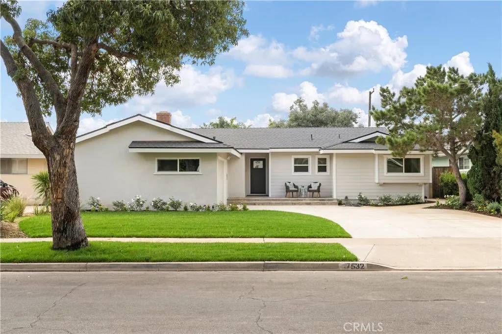 Tustin, CA 92780,17532 Leafwood Lane