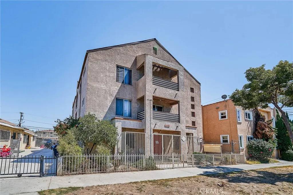 Long Beach, CA 90804,1512 N Stanton Place