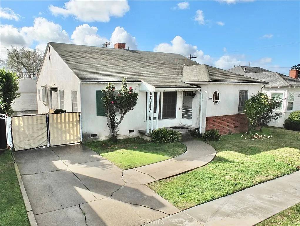 Inglewood, CA 90305,2932 W 94th Street