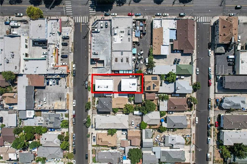 Los Angeles, CA 90006,1243 S Catalina Street