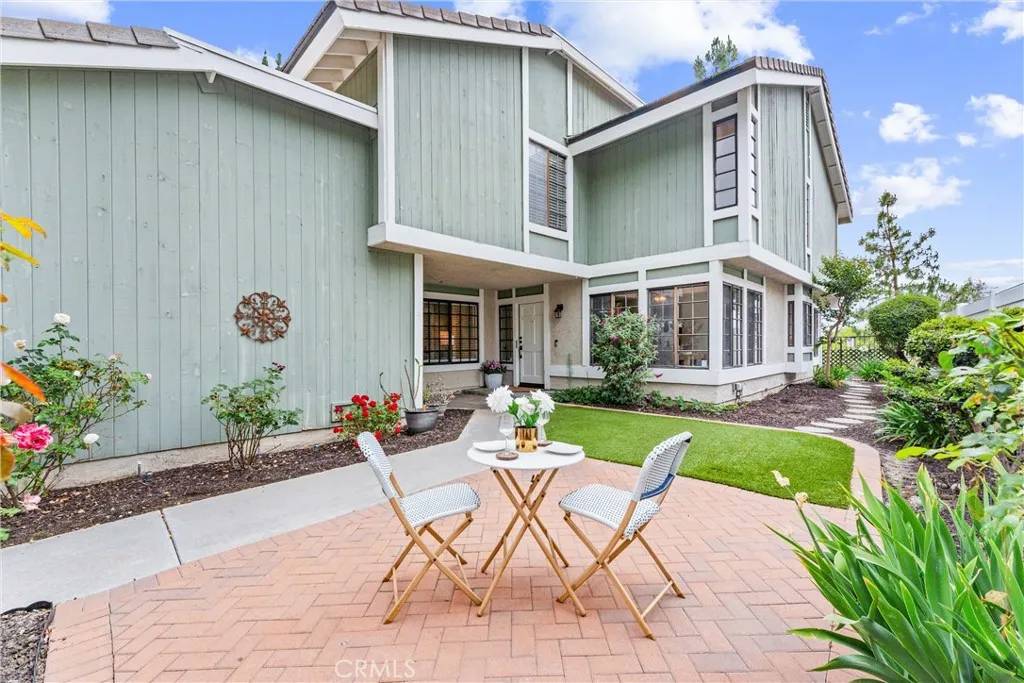 Anaheim Hills, CA 92807,5867 E Mountain Loop Trail