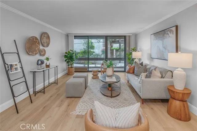 Playa Del Rey, CA 90293,7740 Redlands Street #M1080