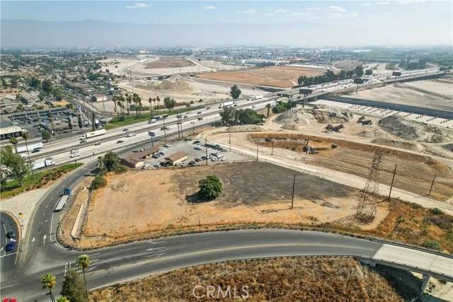 Colton, CA 92324,201 S Vernon Court