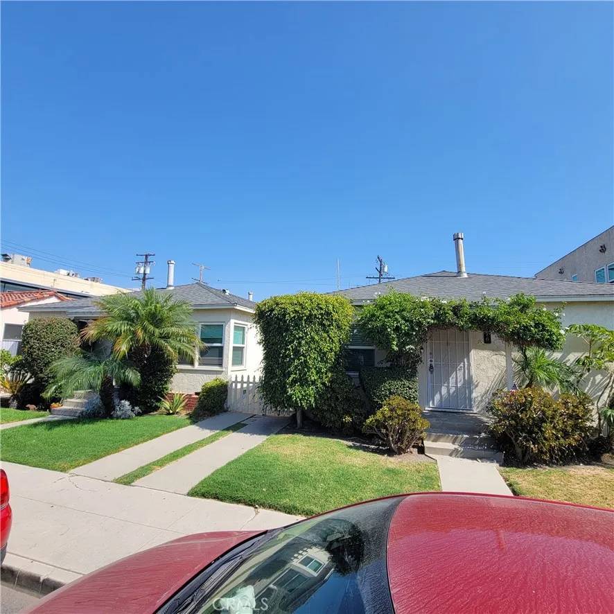 Long Beach, CA 90803,176 Saint Joseph Avenue