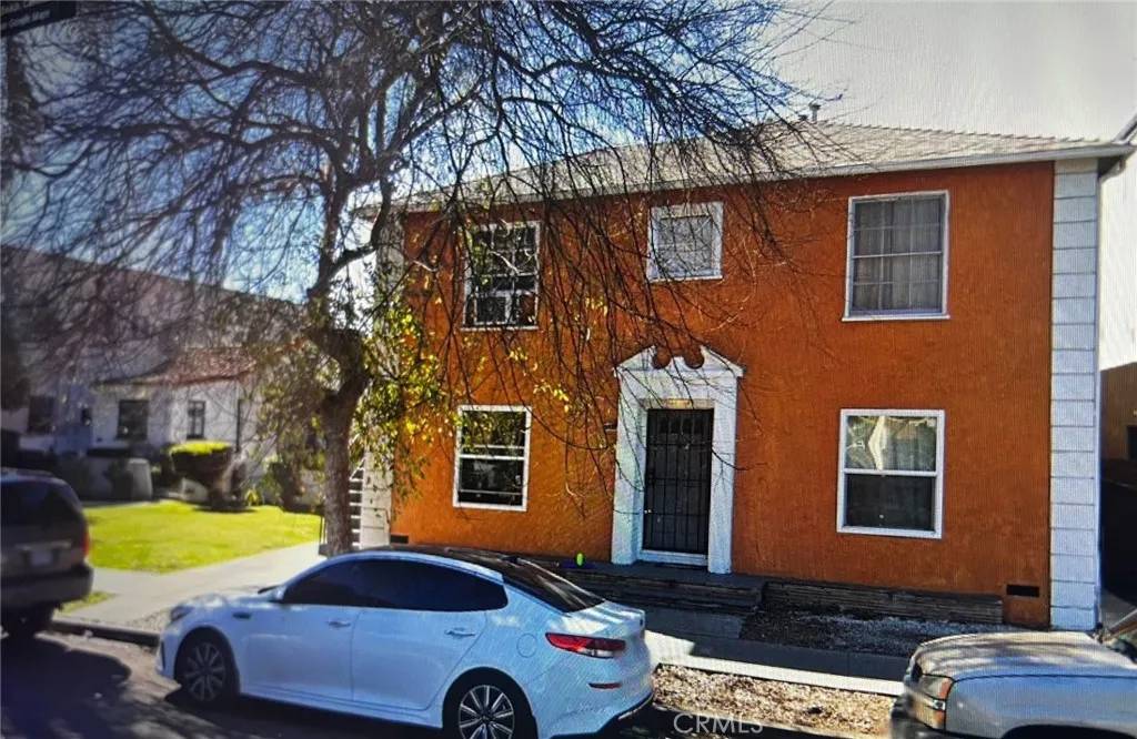 Long Beach, CA 90806,2219 Pine Avenue